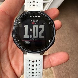 Garmin 235 Forerunner Activity Watch